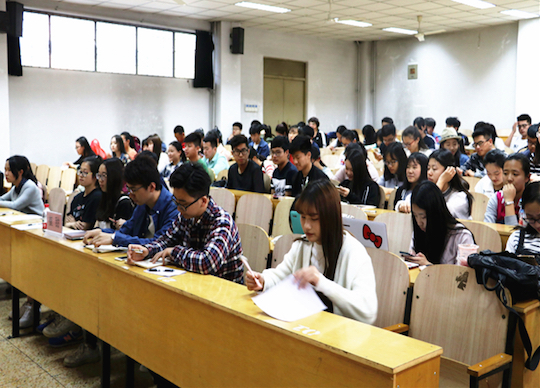 1492781711911628.jpg 观众.jpg